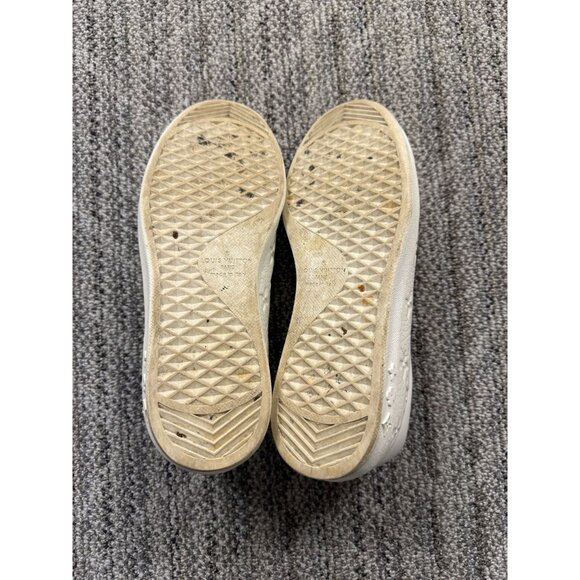 Louis Vuitton Womens White Embossed Leather Sneakers Size 8 With Monogram Detail - Picture 12 of 12